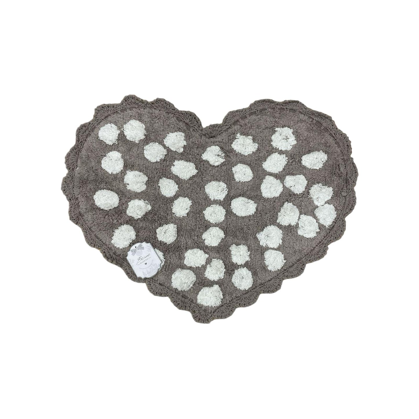 HEART-SHAPED RUG WITH CROCHET