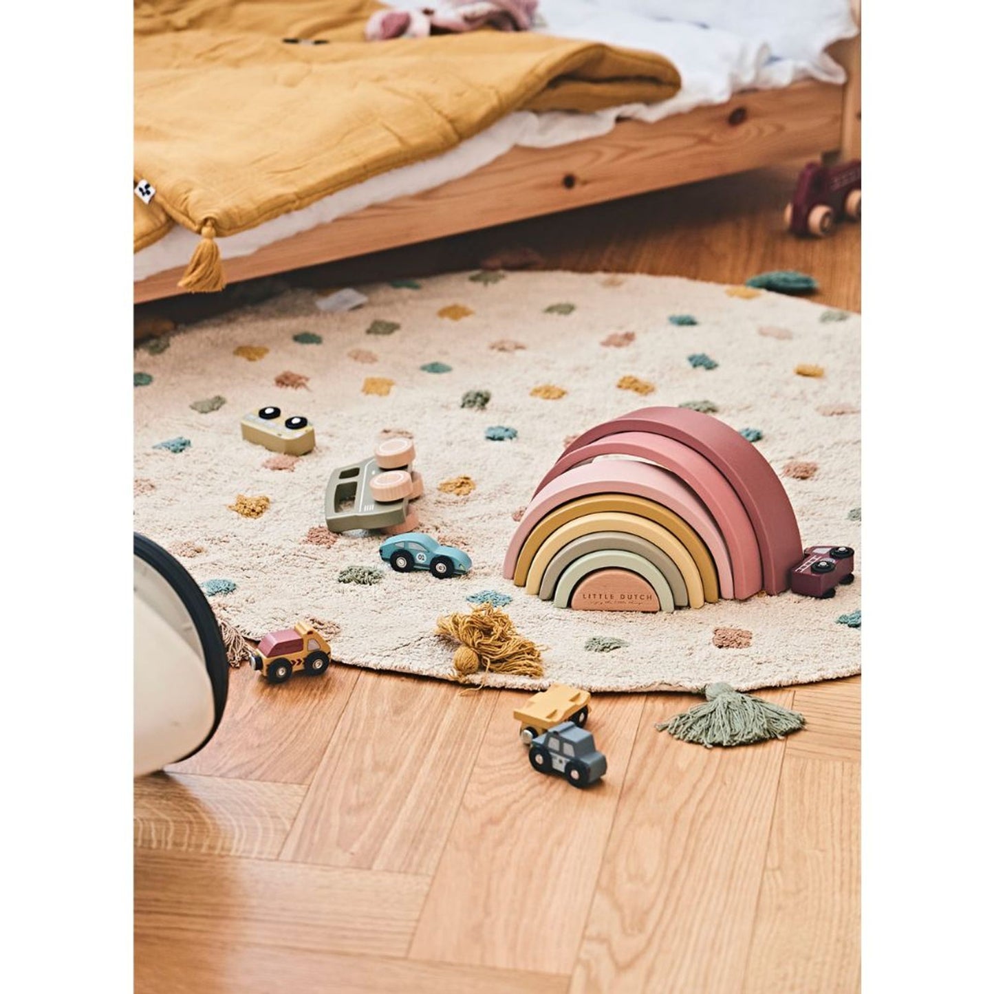 POLKA DOT RUG